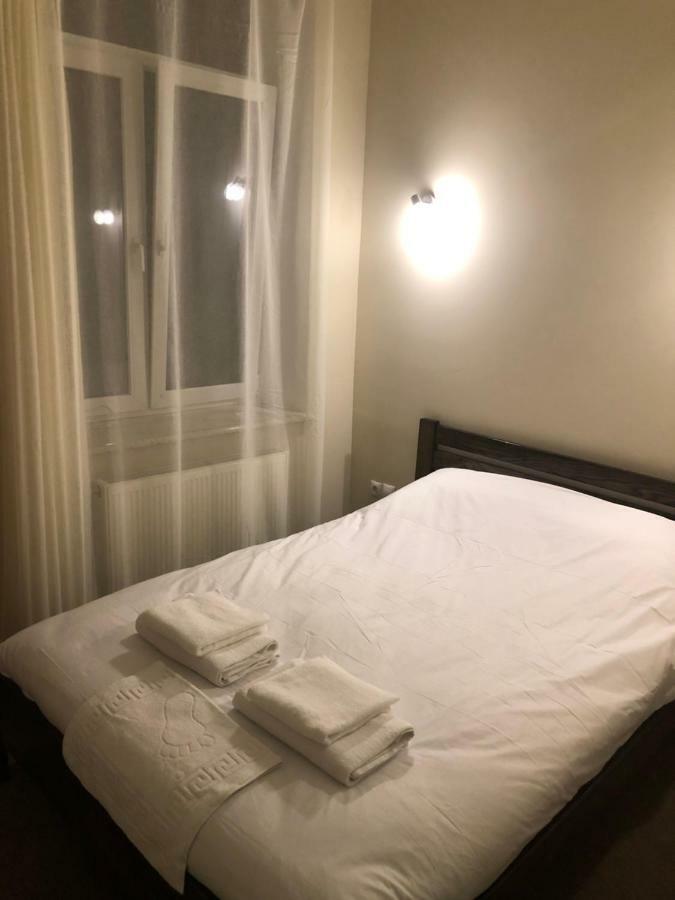 לבוב El Mundo Apartments מראה חיצוני תמונה